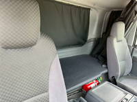 いすゞフォワードアルミウイング中型（4t）[写真32]