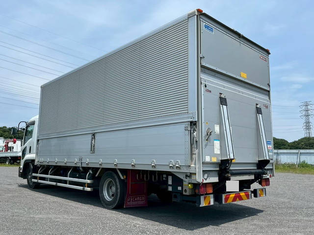 いすゞフォワードアルミウイング中型（4t）[写真04]