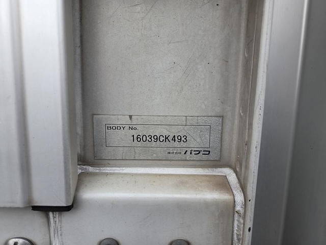 三菱ふそうキャンターアルミウイング小型（2t・3t）[写真24]