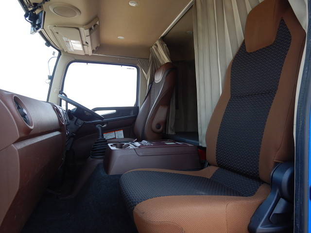 日野レンジャーアルミウイング中型（4t）[写真20]