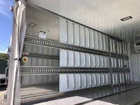 いすゞフォワード冷凍車（冷蔵車）中型（4t）[写真16]