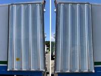 いすゞフォワード冷凍車（冷蔵車）中型（4t）[写真21]