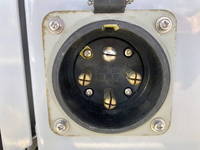 いすゞフォワード冷凍車（冷蔵車）中型（4t）[写真25]