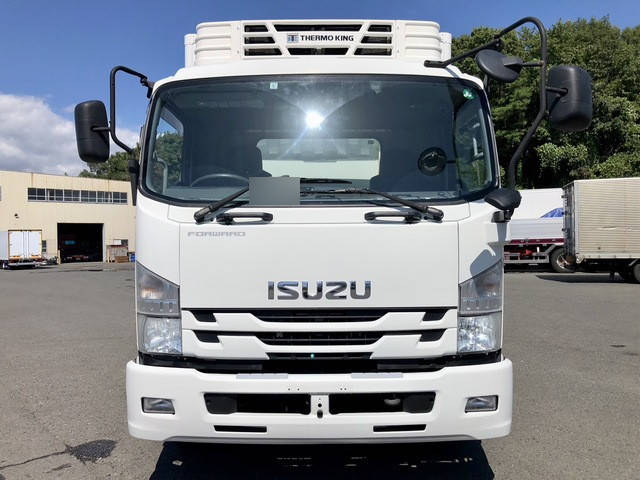いすゞフォワード冷凍車（冷蔵車）中型（4t）[写真05]