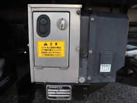 三菱ふそうキャンターアルミバン小型（2t・3t）[写真17]