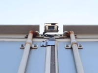 三菱ふそうキャンターアルミバン小型（2t・3t）[写真21]