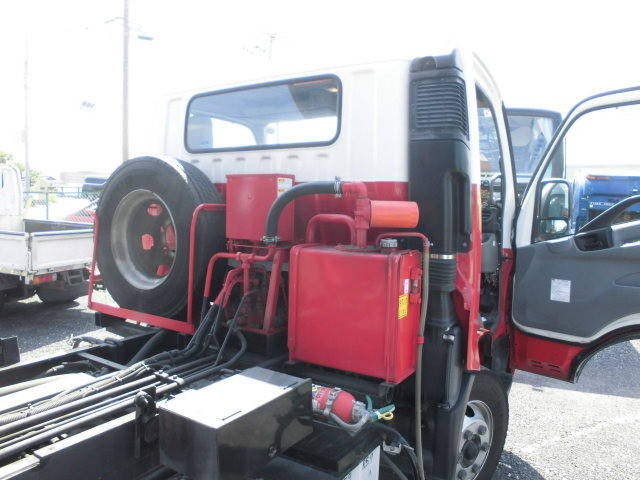 日野デュトロパッカー車（塵芥車）小型（2t・3t）[写真15]