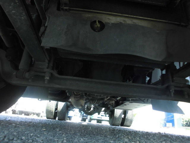 日野デュトロパッカー車（塵芥車）小型（2t・3t）[写真21]