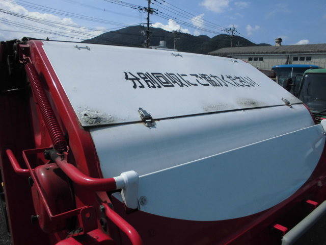 日野デュトロパッカー車（塵芥車）小型（2t・3t）[写真07]
