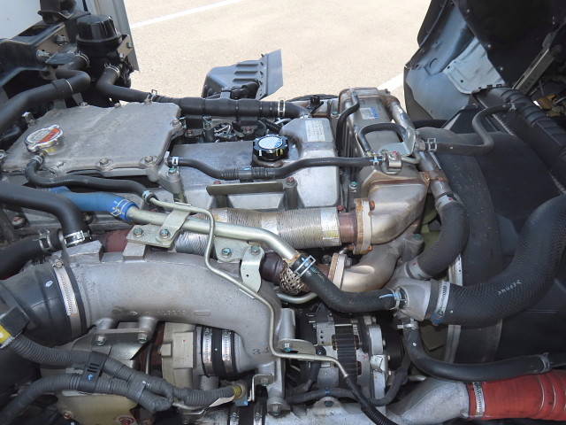 日野レンジャーアルミウイング中型（4t）[写真15]