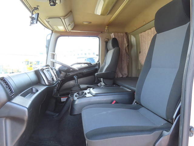 日野レンジャーアルミウイング中型（4t）[写真20]