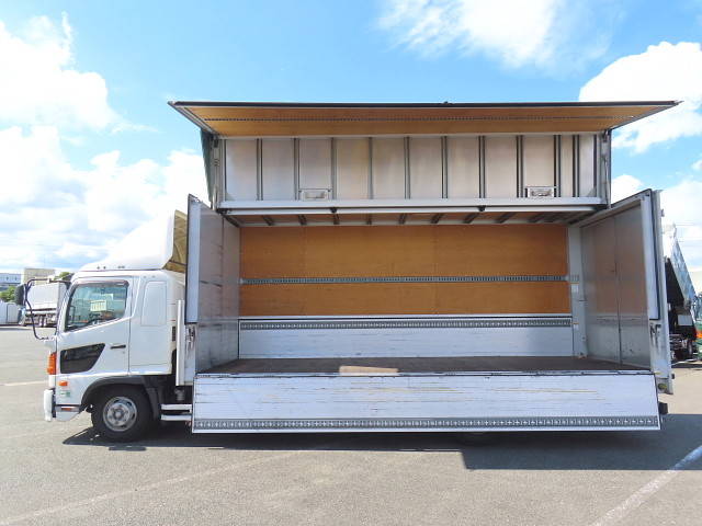 日野レンジャーアルミウイング中型（4t）[写真26]