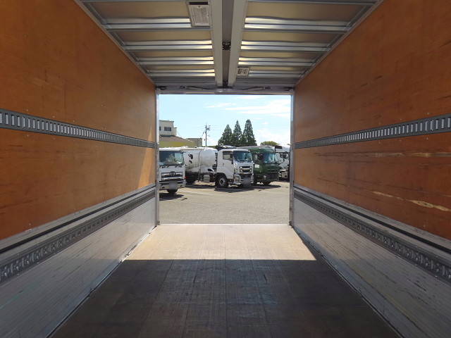 日野レンジャーアルミウイング中型（4t）[写真32]