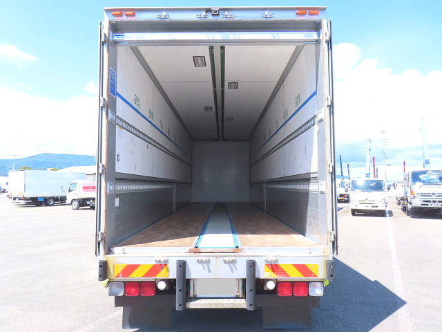 三菱ふそうスーパーグレートアルミウイング大型（10t）[写真10]