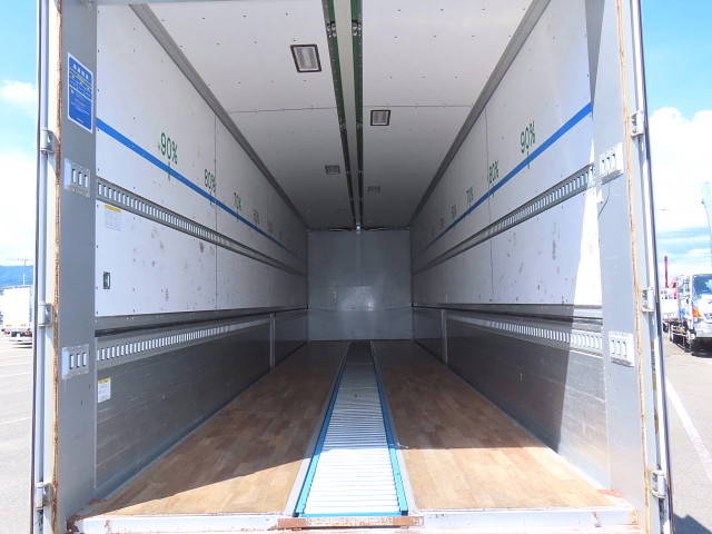 三菱ふそうスーパーグレートアルミウイング大型（10t）[写真11]