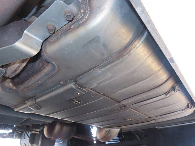 三菱ふそうスーパーグレートアルミウイング大型（10t）[写真19]