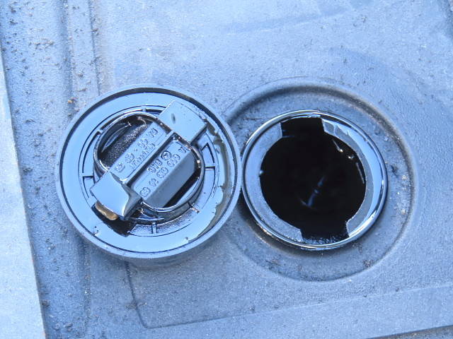 三菱ふそうスーパーグレートアルミウイング大型（10t）[写真23]