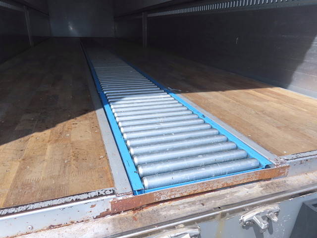 三菱ふそうスーパーグレートアルミウイング大型（10t）[写真07]