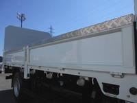 三菱ふそうキャンター平ボディ小型（2t・3t）[写真13]