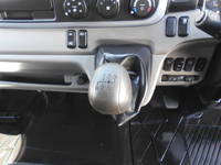 三菱ふそうキャンター平ボディ小型（2t・3t）[写真30]