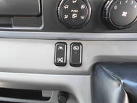 三菱ふそうキャンター平ボディ小型（2t・3t）[写真32]