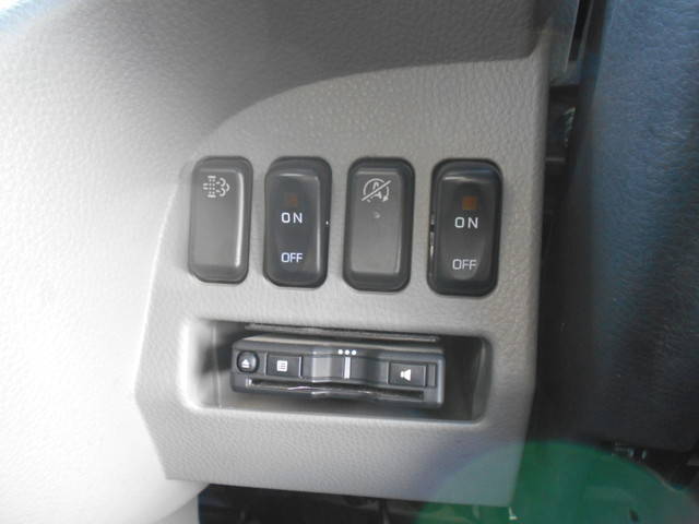 三菱ふそうキャンター平ボディ小型（2t・3t）[写真33]