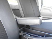 三菱ふそうキャンター平ボディ小型（2t・3t）[写真37]