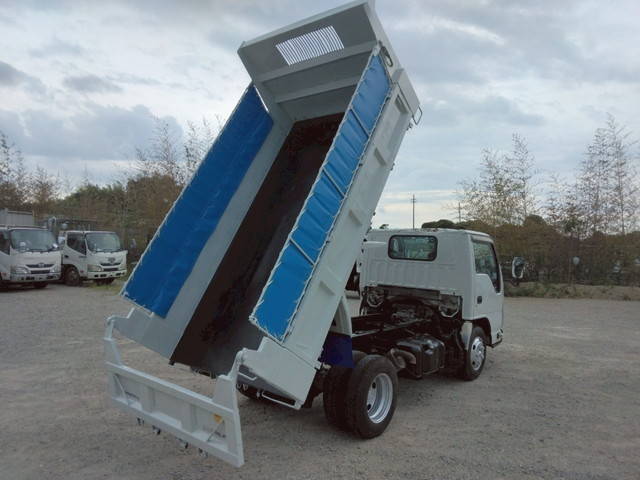 いすゞエルフダンプ小型（2t・3t）[写真02]