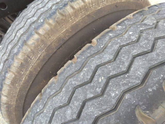 いすゞエルフダンプ小型（2t・3t）[写真38]