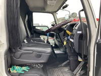 三菱ふそうファイターセルフクレーン5段増トン（6t・8t）[写真35]