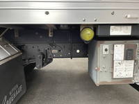 いすゞエルフアルミバン小型（2t・3t）[写真10]