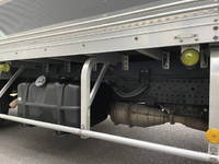 いすゞエルフアルミバン小型（2t・3t）[写真11]