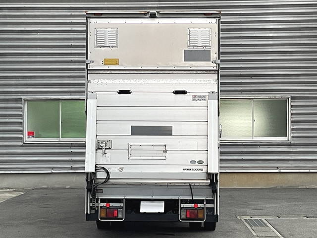 いすゞエルフアルミバン小型（2t・3t）[写真02]