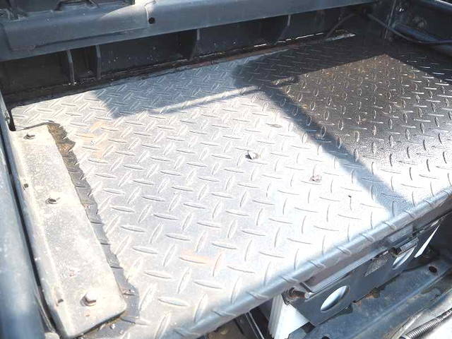 日野プロフィアコンテナ専用車大型（10t）[写真19]