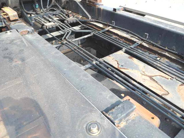 日野プロフィアコンテナ専用車大型（10t）[写真22]