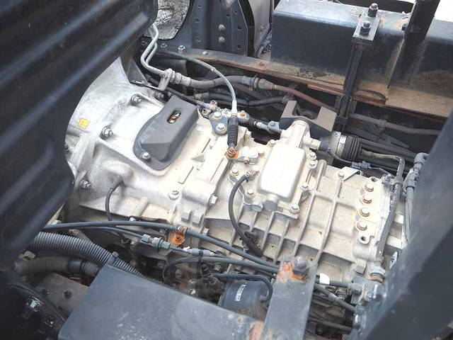 日野プロフィアコンテナ専用車大型（10t）[写真29]