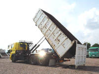 日野プロフィアコンテナ専用車大型（10t）[写真02]