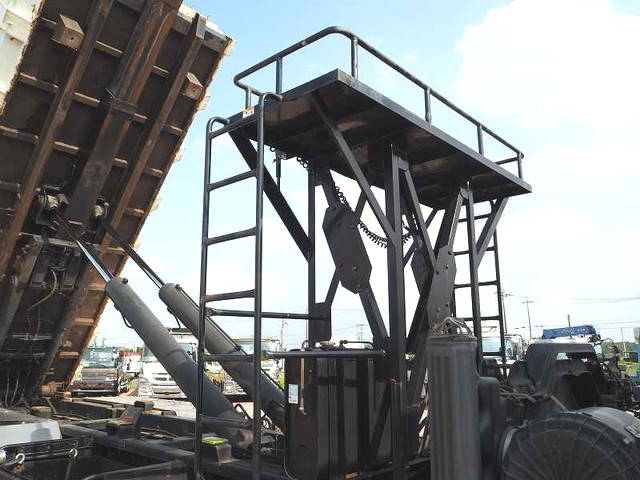 日野プロフィアコンテナ専用車大型（10t）[写真30]