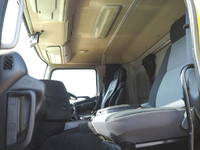 日野プロフィアコンテナ専用車大型（10t）[写真33]