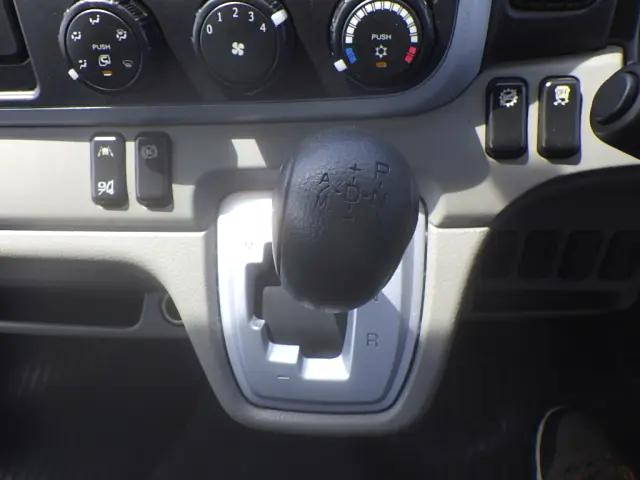 三菱ふそうキャンターアルミバン小型（2t・3t）[写真16]