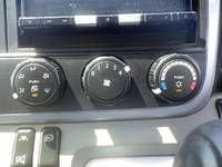 三菱ふそうキャンターアルミバン小型（2t・3t）[写真21]