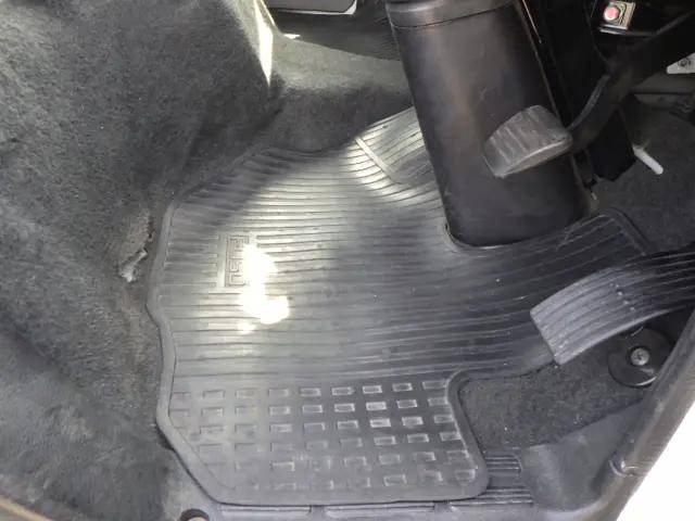 三菱ふそうキャンターアルミバン小型（2t・3t）[写真21]