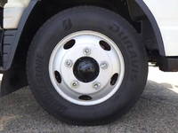 三菱ふそうキャンターアルミバン小型（2t・3t）[写真28]