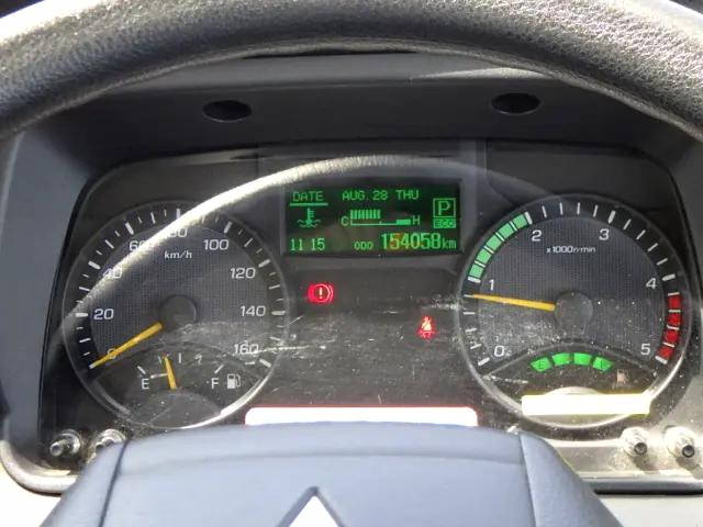 三菱ふそうキャンターアルミバン小型（2t・3t）[写真40]