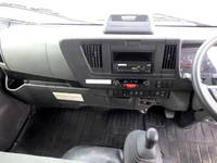 いすゞエルフアルミブロック小型（2t・3t）[写真11]