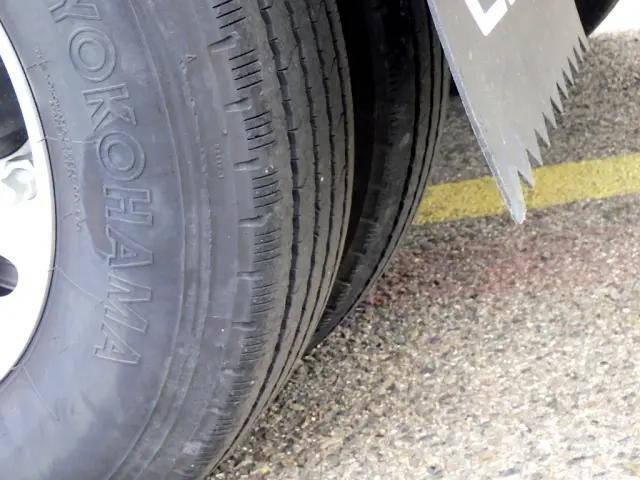 いすゞエルフアルミブロック小型（2t・3t）[写真27]