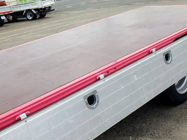 いすゞエルフアルミブロック小型（2t・3t）[写真08]