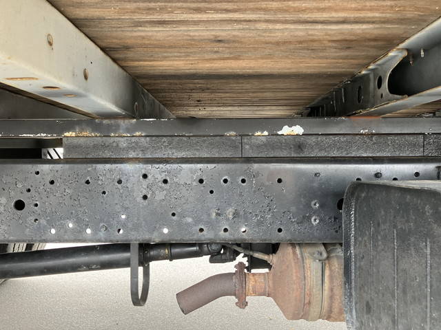 日野デュトロ平ボディ小型（2t・3t）[写真19]