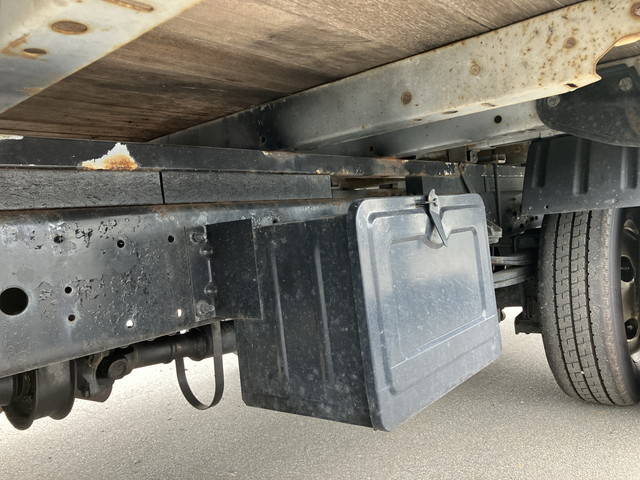 日野デュトロ平ボディ小型（2t・3t）[写真22]