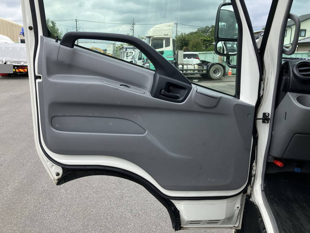 日野デュトロ平ボディ小型（2t・3t）[写真28]